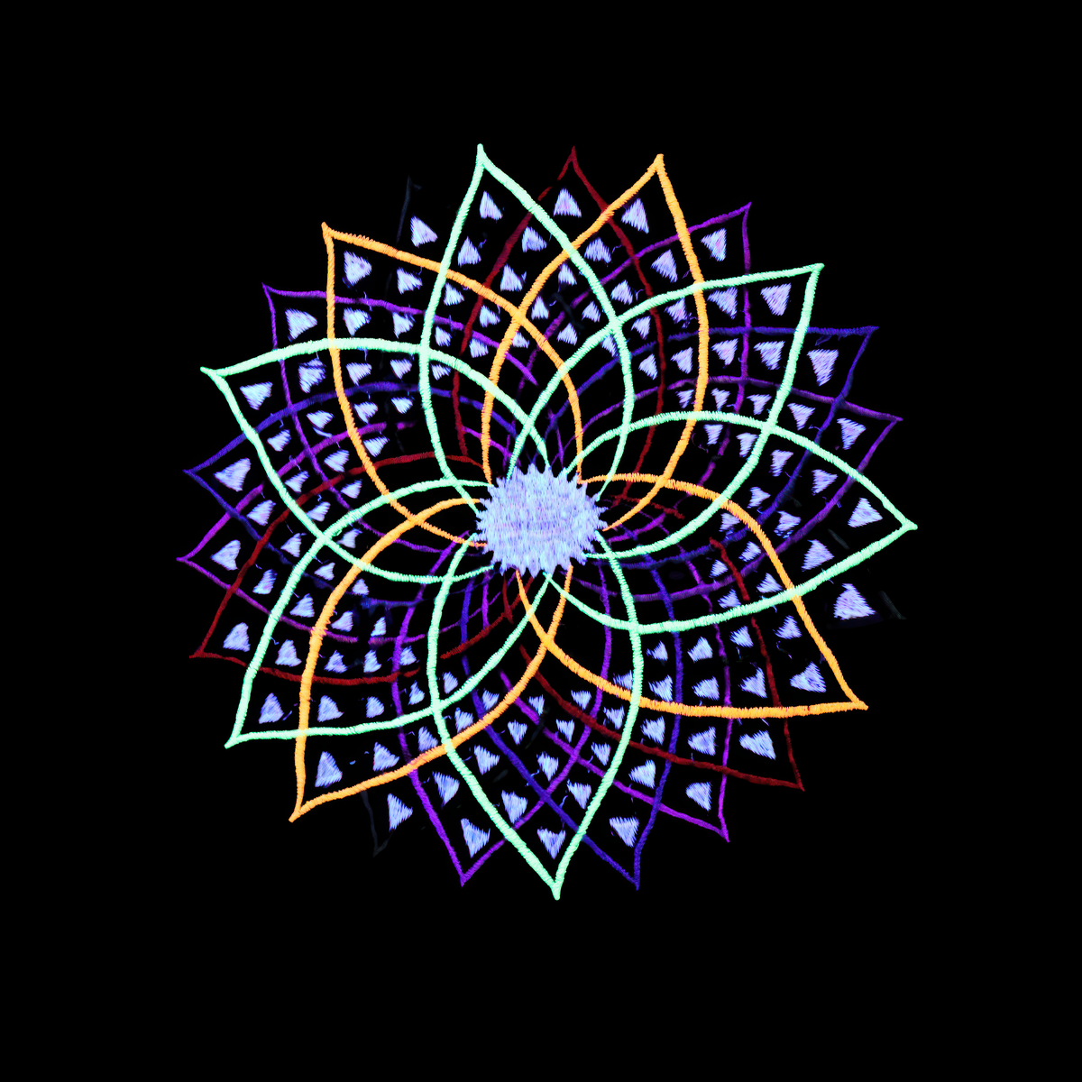 UV-T-Shirt „Fractal Spiral“ – Seitenansicht