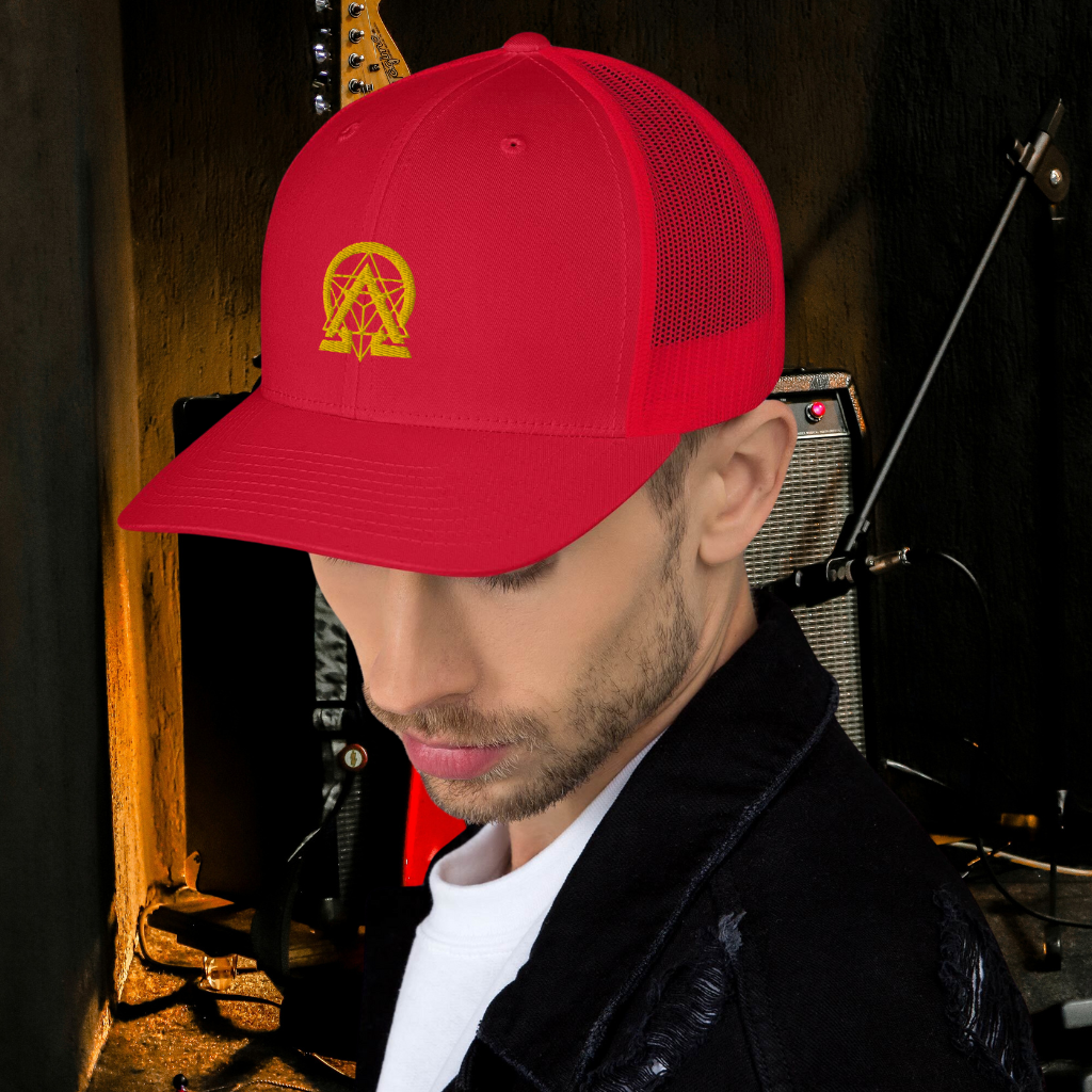 rnc4music Trucker-Cap – Rot Nahaufnahme, Lifestyle