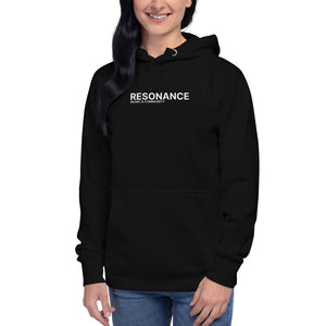RESONANCE MUSIC & COMMUNITY - Cotton Heritage M2580, Schwarz, Printful-Model-Mockup 1, Original-Logo vorne